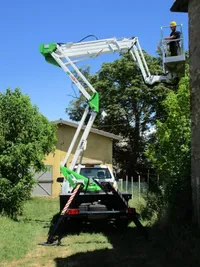 Comet Piattaforma 14 /16 metri su Pick Up