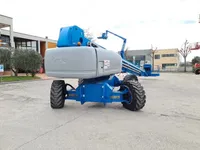 Genie S125 4WD