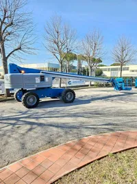 Genie S85 4WD