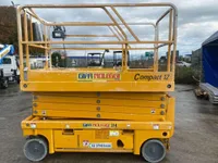 Haulotte compact 12