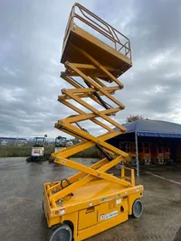 Haulotte compact 12