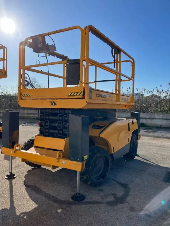 Haulotte Compact 12 Dx