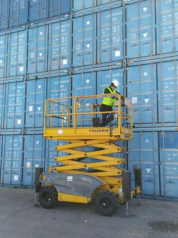 Haulotte COMPACT 12 DX