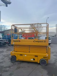 Haulotte COMPACT 12