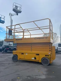 Haulotte COMPACT 12