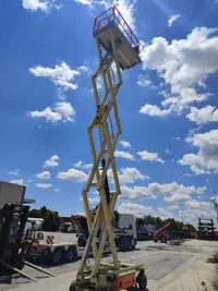JLG 3246 ES