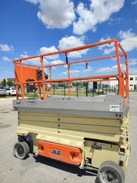 JLG 3246 ES
