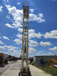 JLG 3246 ES