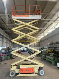 JLG 3246 ES