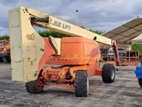 JLG 800AJ