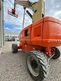 JLG 860SJ
