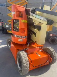 JLG E300AJP