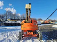 JLG EC520AJ