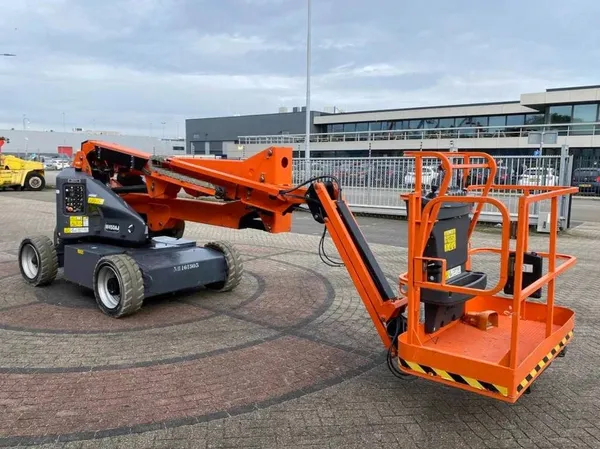 JLG M 450 AJ