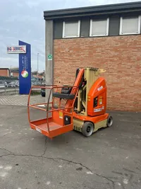 JLG Toucan 10 E