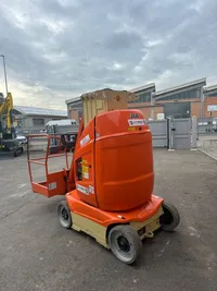 JLG Toucan 10 E
