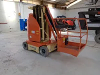 JLG toucan 10E