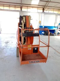 JLG toucan 10E
