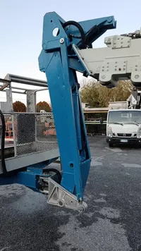 Teupen LEO 30